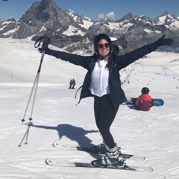 Meet your Posher, Cort - Picture 1 of 1